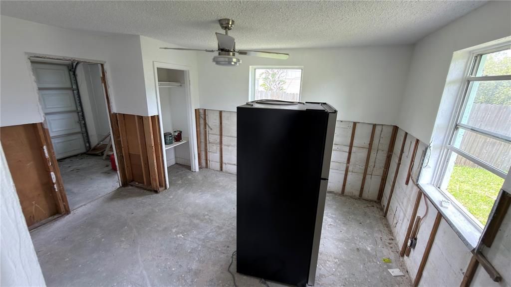 En Venta: $129,900 (3 camas, 1 baños, 1000 Pies cuadrados)
