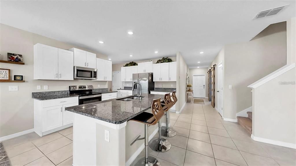 En Venta: $489,900 (6 camas, 3 baños, 3130 Pies cuadrados)