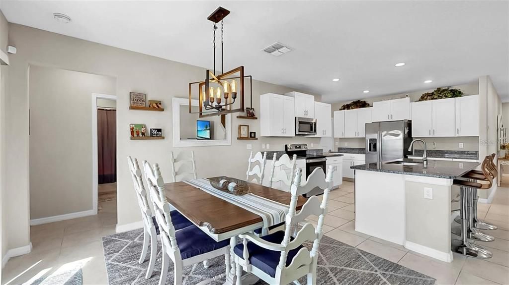 En Venta: $489,900 (6 camas, 3 baños, 3130 Pies cuadrados)