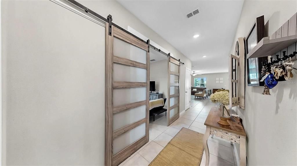 En Venta: $489,900 (6 camas, 3 baños, 3130 Pies cuadrados)