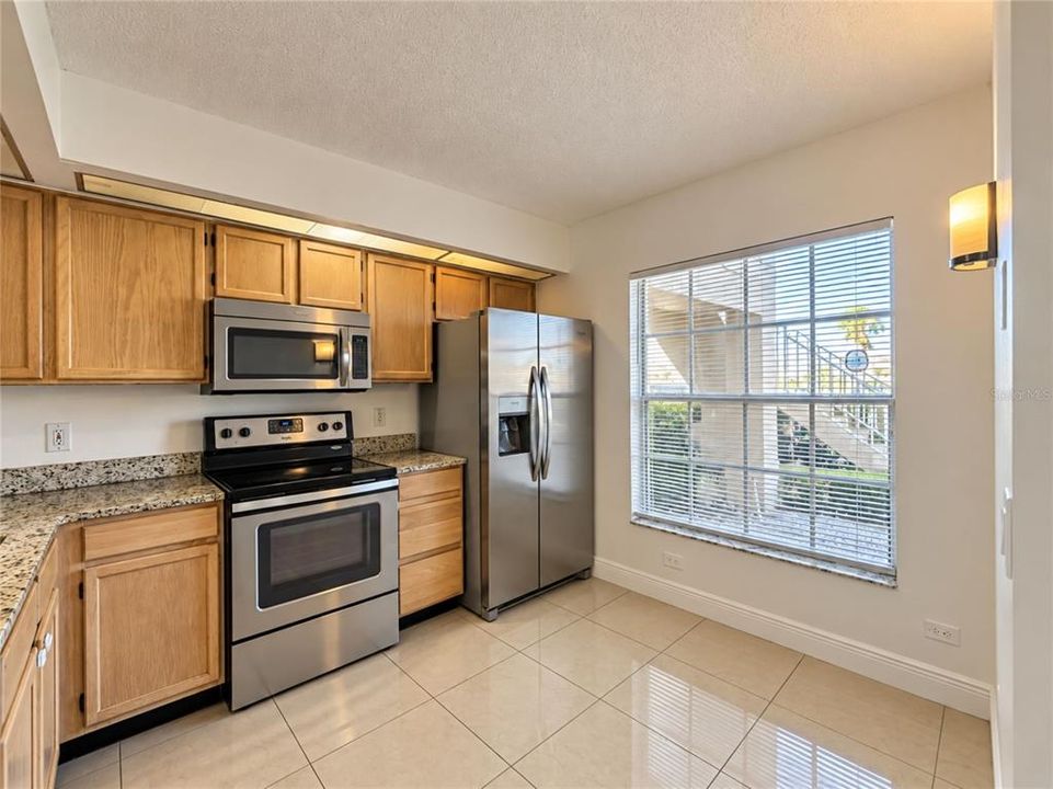 For Rent: $1,615 (2 beds, 2 baths, 1013 Square Feet)
