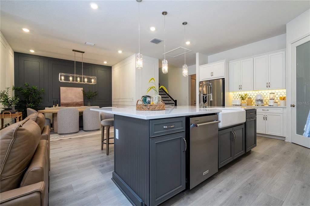 For Sale: $1,290,000 (5 beds, 3 baths, 3115 Square Feet)