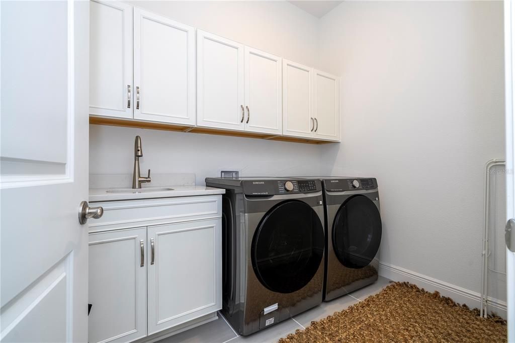 For Sale: $1,290,000 (5 beds, 3 baths, 3115 Square Feet)