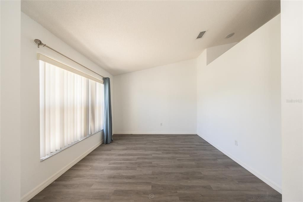 For Sale: $460,000 (3 beds, 2 baths, 1765 Square Feet)