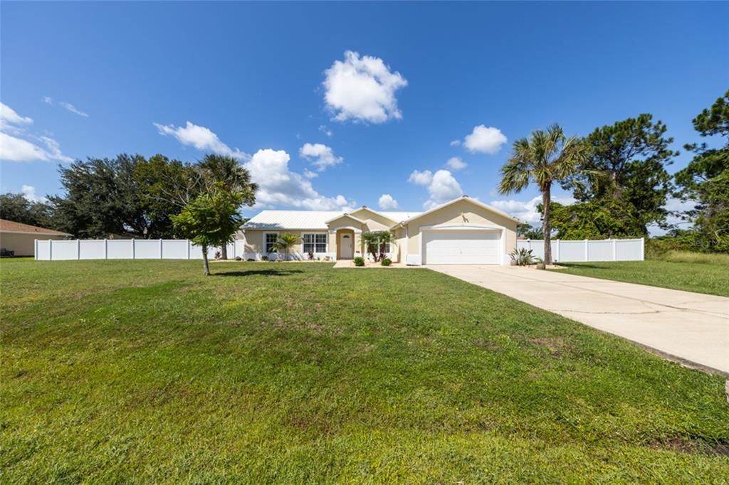 For Sale: $460,000 (3 beds, 2 baths, 1765 Square Feet)