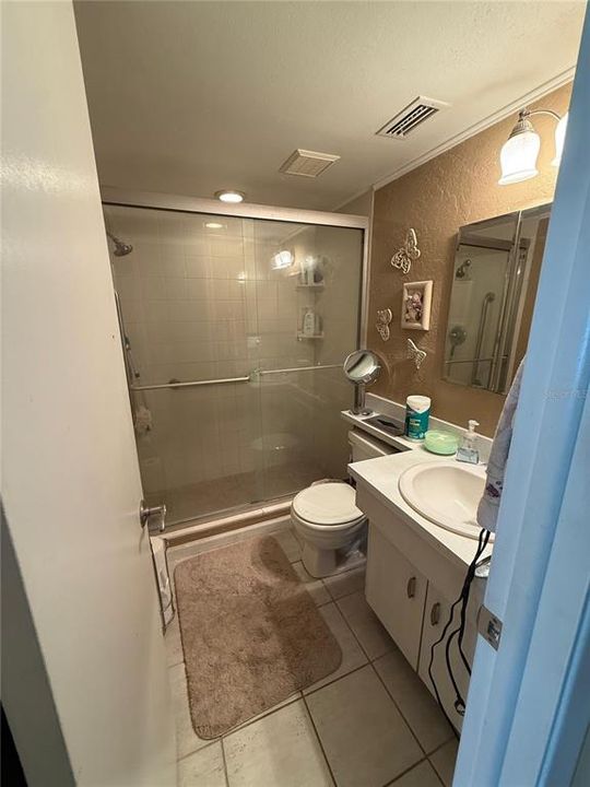 На продажу: $399,900 (4 спален, 2 ванн, 1455 Квадратных фут)