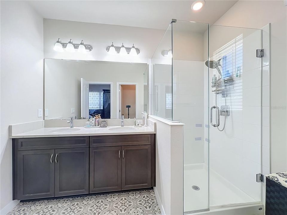 Activo con contrato: $638,000 (3 camas, 2 baños, 1650 Pies cuadrados)