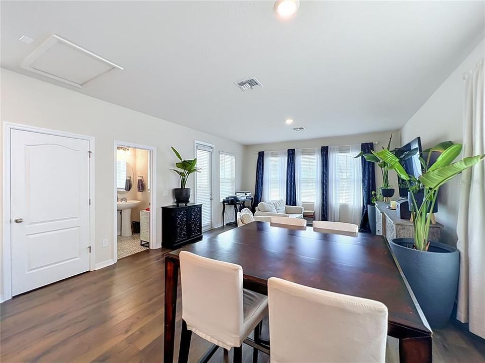 Activo con contrato: $638,000 (3 camas, 2 baños, 1650 Pies cuadrados)