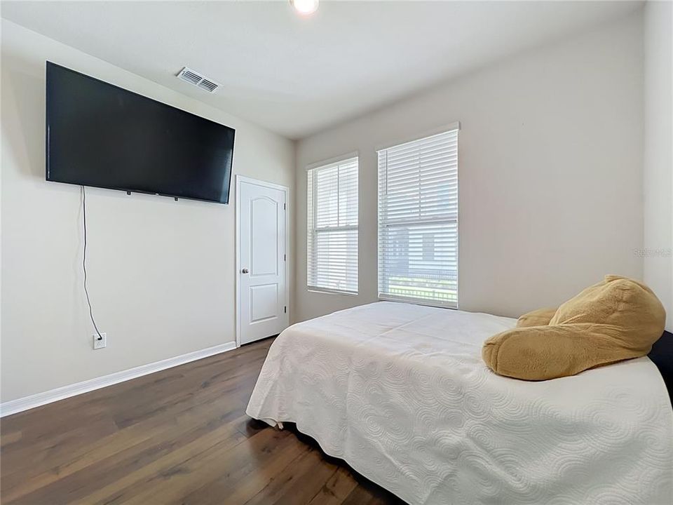 Activo con contrato: $638,000 (3 camas, 2 baños, 1650 Pies cuadrados)