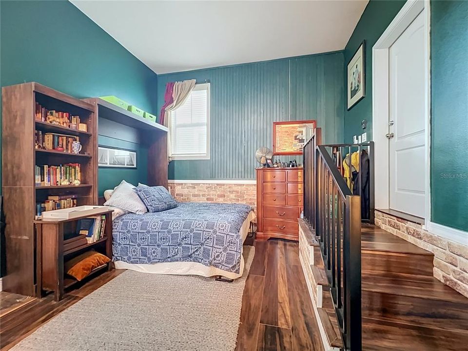 Activo con contrato: $638,000 (3 camas, 2 baños, 1650 Pies cuadrados)