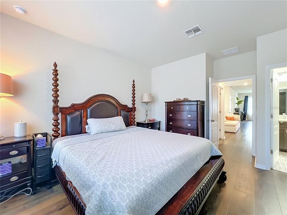 Activo con contrato: $638,000 (3 camas, 2 baños, 1650 Pies cuadrados)