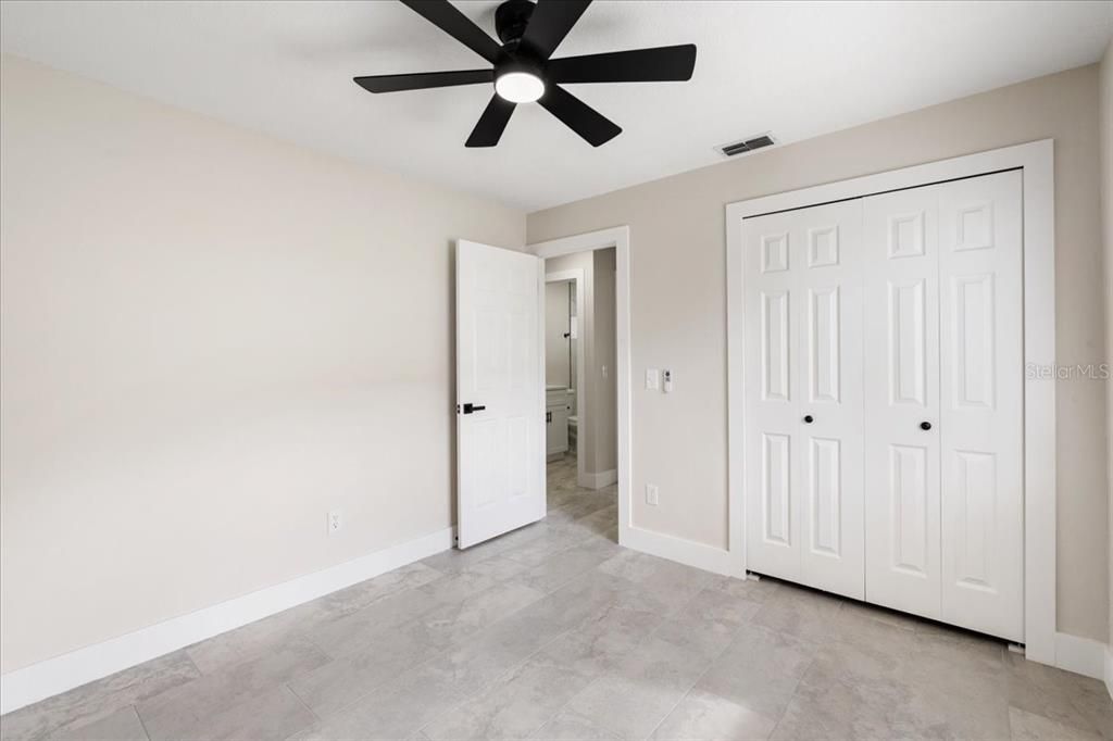 For Sale: $364,900 (3 beds, 2 baths, 1341 Square Feet)