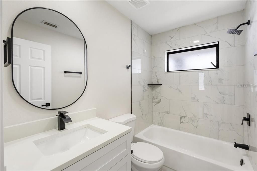 For Sale: $364,900 (3 beds, 2 baths, 1341 Square Feet)