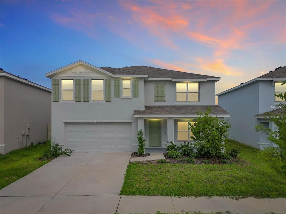 For Rent: $2,600 (5 beds, 3 baths, 2674 Square Feet)