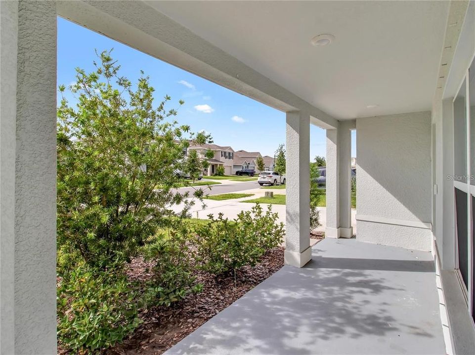 For Rent: $2,600 (5 beds, 3 baths, 2674 Square Feet)