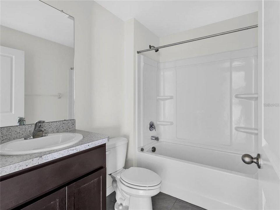 For Rent: $2,600 (5 beds, 3 baths, 2674 Square Feet)