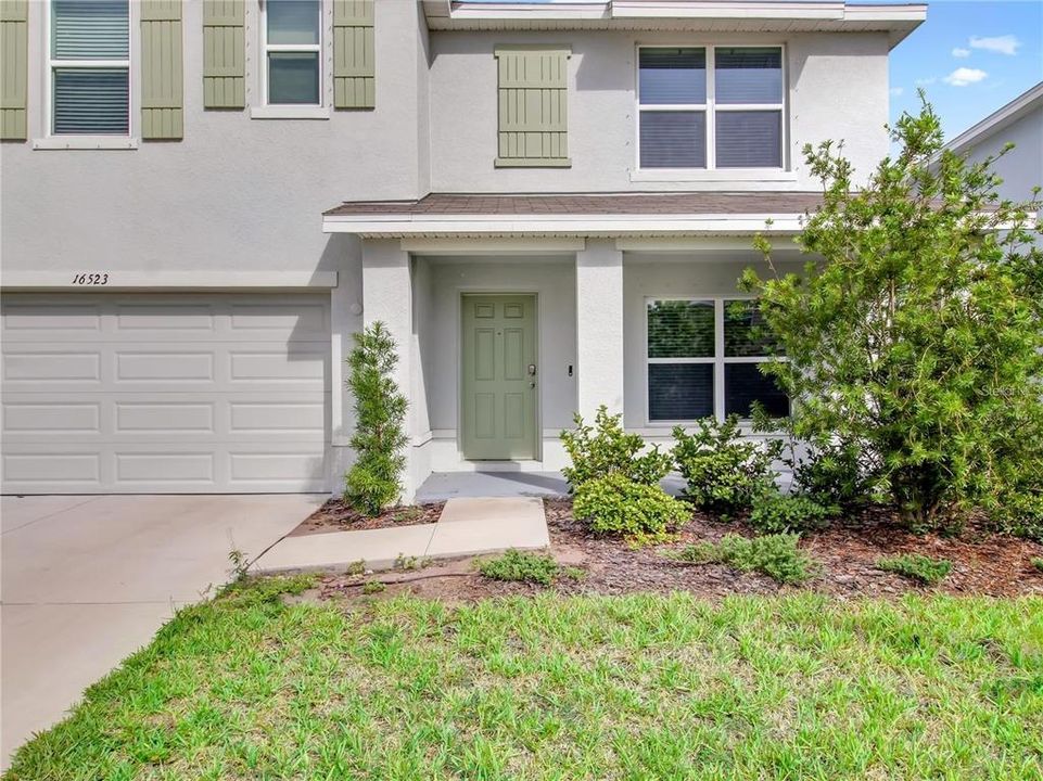 For Rent: $2,600 (5 beds, 3 baths, 2674 Square Feet)