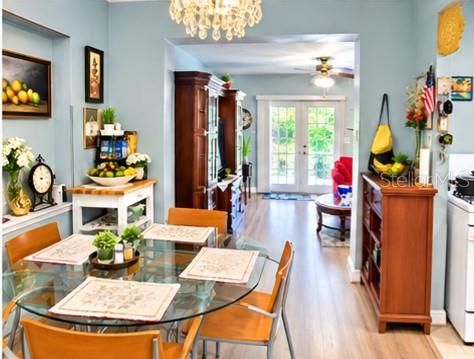 For Rent: $2,050 (2 beds, 1 baths, 1963 Square Feet)