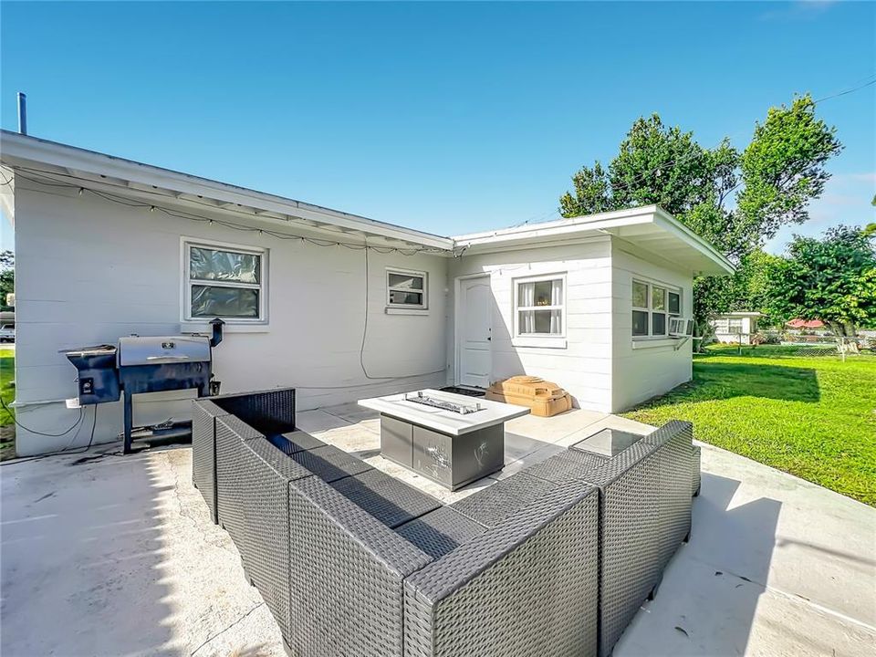 En Venta: $364,900 (4 camas, 2 baños, 1388 Pies cuadrados)