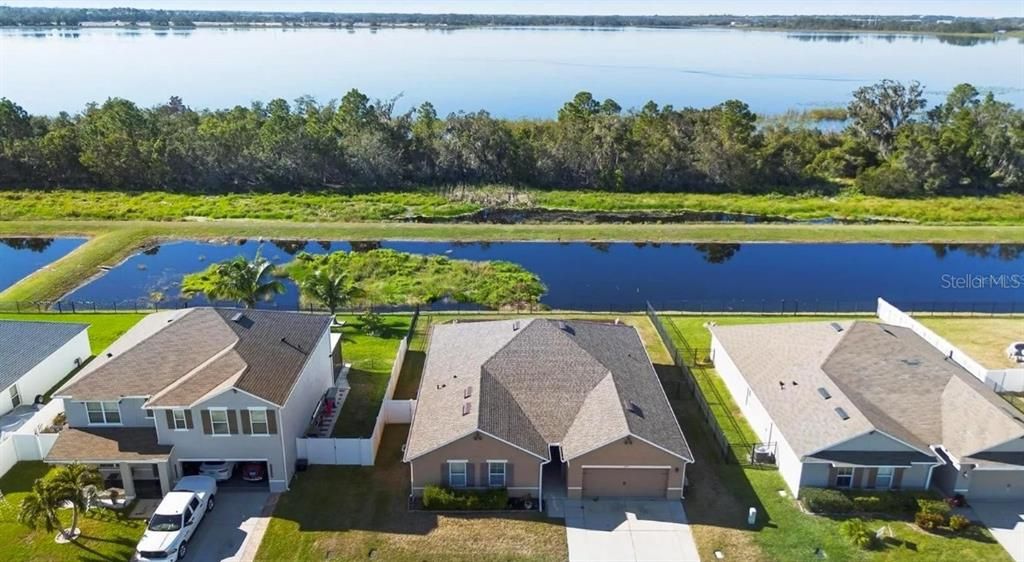 For Rent: $3,200 (4 beds, 2 baths, 2368 Square Feet)