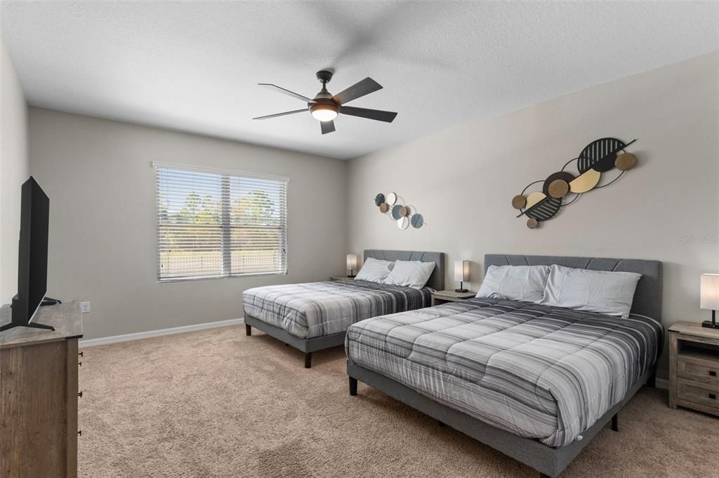 For Rent: $3,200 (4 beds, 2 baths, 2368 Square Feet)