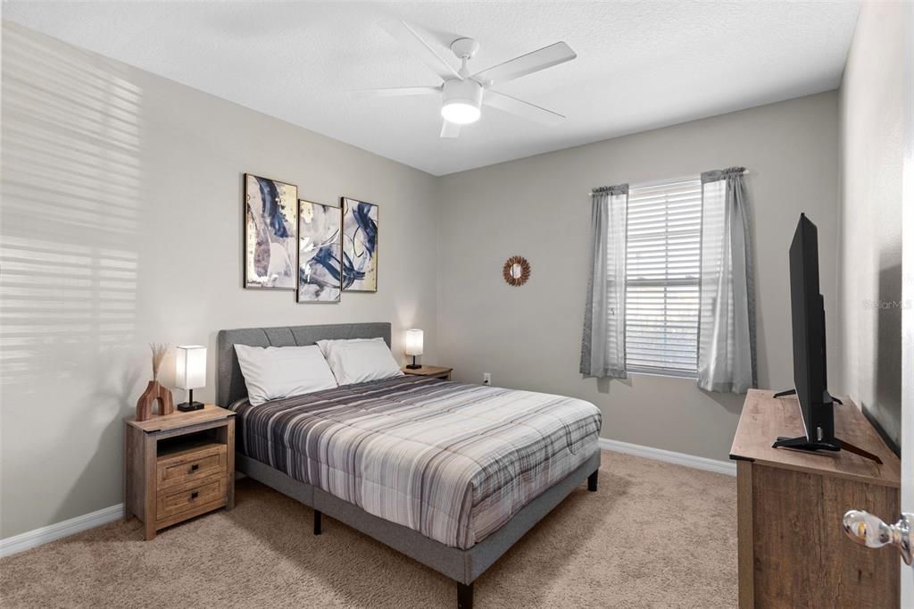 For Rent: $3,200 (4 beds, 2 baths, 2368 Square Feet)