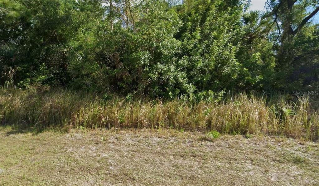 En Venta: $19,900 (0.23 acres)