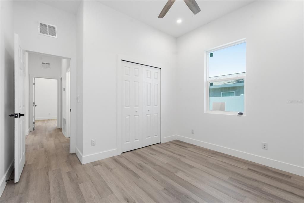 For Sale: $439,999 (3 beds, 2 baths, 1500 Square Feet)