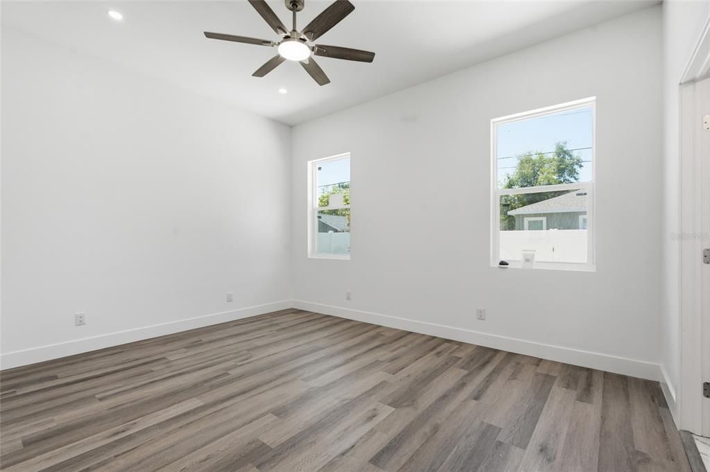 For Sale: $439,999 (3 beds, 2 baths, 1500 Square Feet)