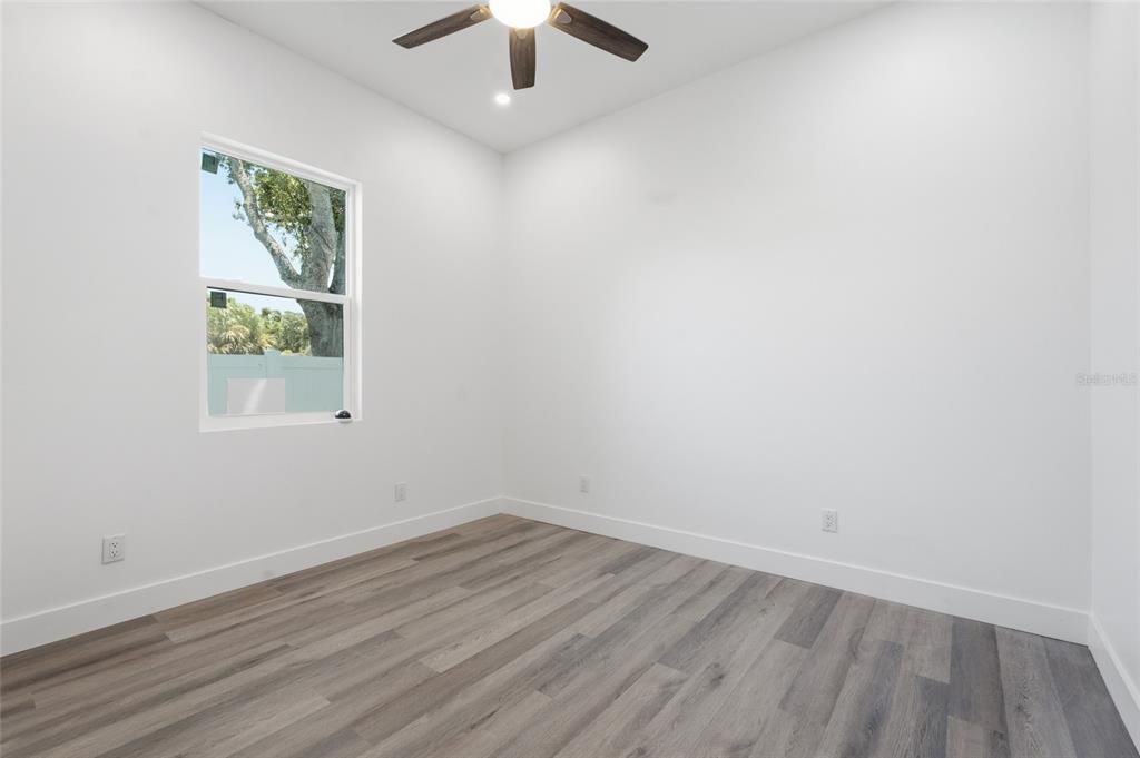 For Sale: $439,999 (3 beds, 2 baths, 1500 Square Feet)