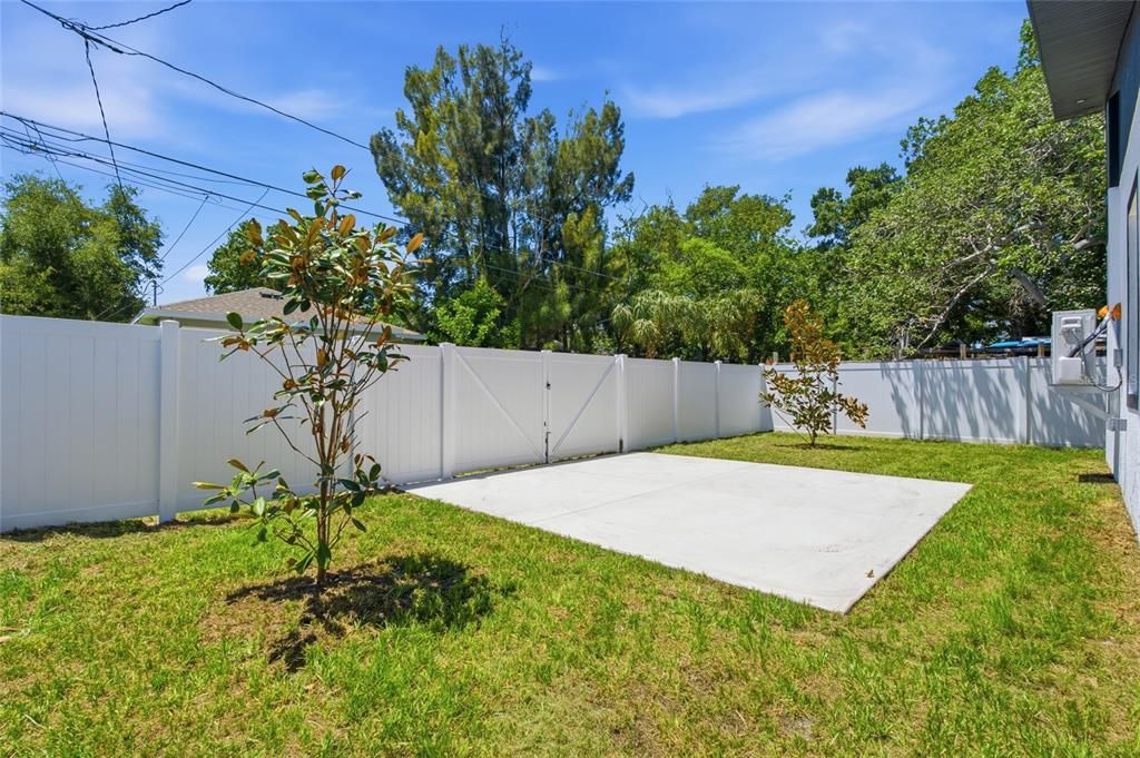 For Sale: $439,999 (3 beds, 2 baths, 1500 Square Feet)