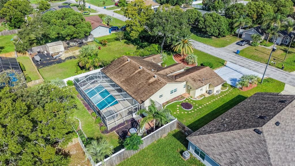Activo con contrato: $369,500 (3 camas, 2 baños, 1729 Pies cuadrados)