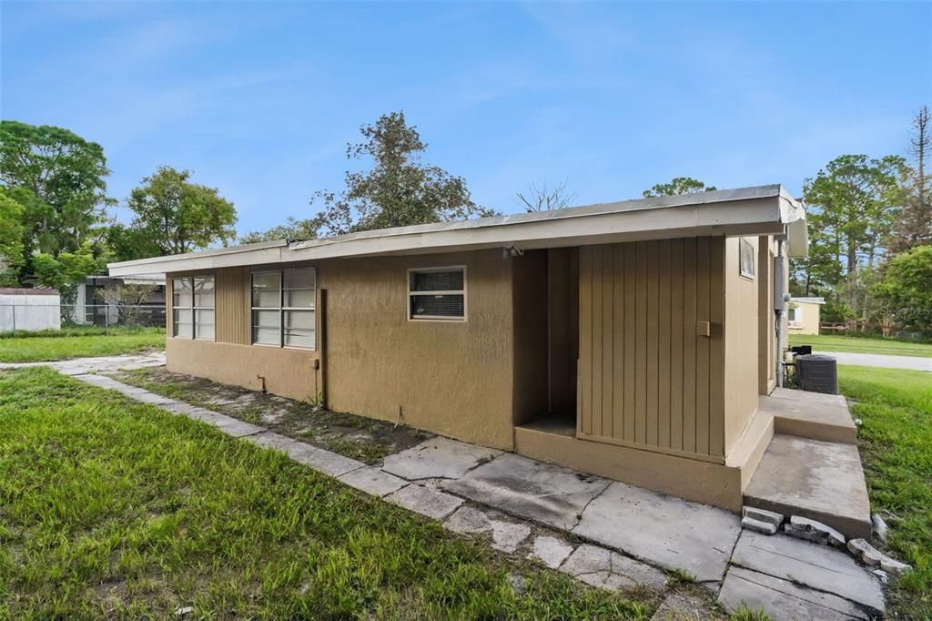 En Venta: $235,000 (2 camas, 2 baños, 1157 Pies cuadrados)