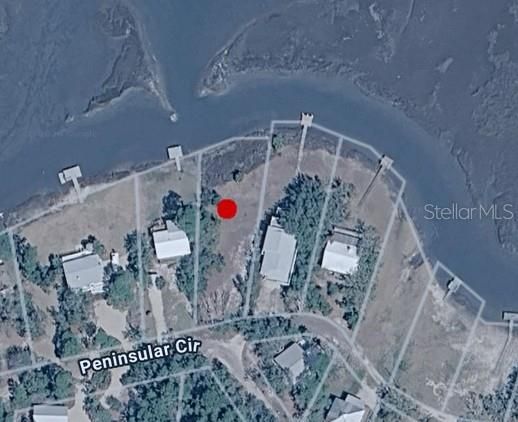 На продажу: $229,900 (0.44 acres)