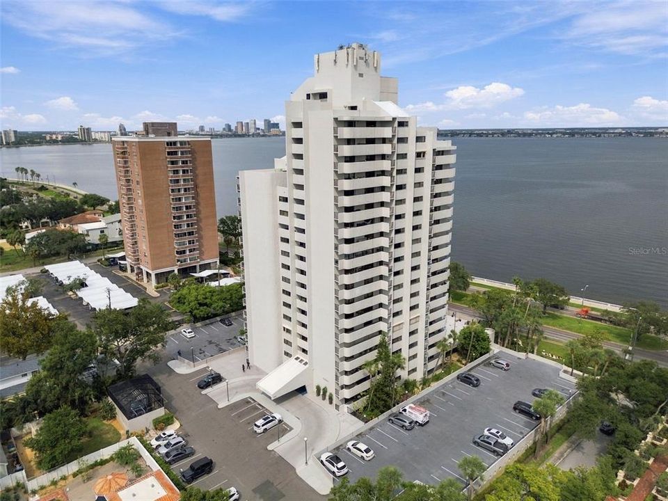 En Venta: $499,988 (2 camas, 2 baños, 1178 Pies cuadrados)