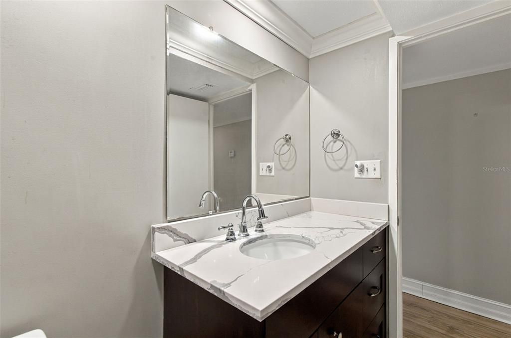 En Venta: $499,988 (2 camas, 2 baños, 1178 Pies cuadrados)
