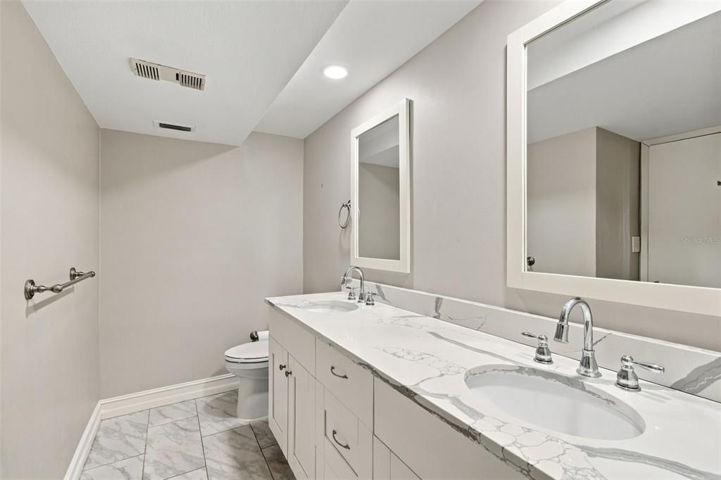 En Venta: $499,988 (2 camas, 2 baños, 1178 Pies cuadrados)