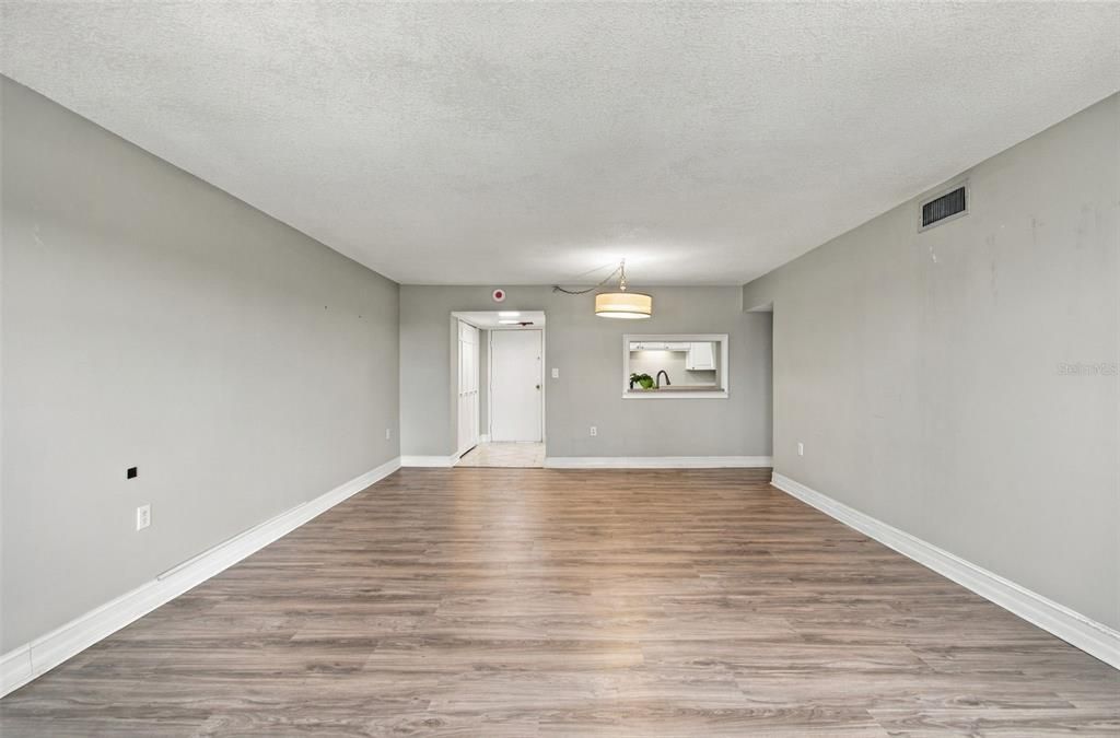 En Venta: $499,988 (2 camas, 2 baños, 1178 Pies cuadrados)