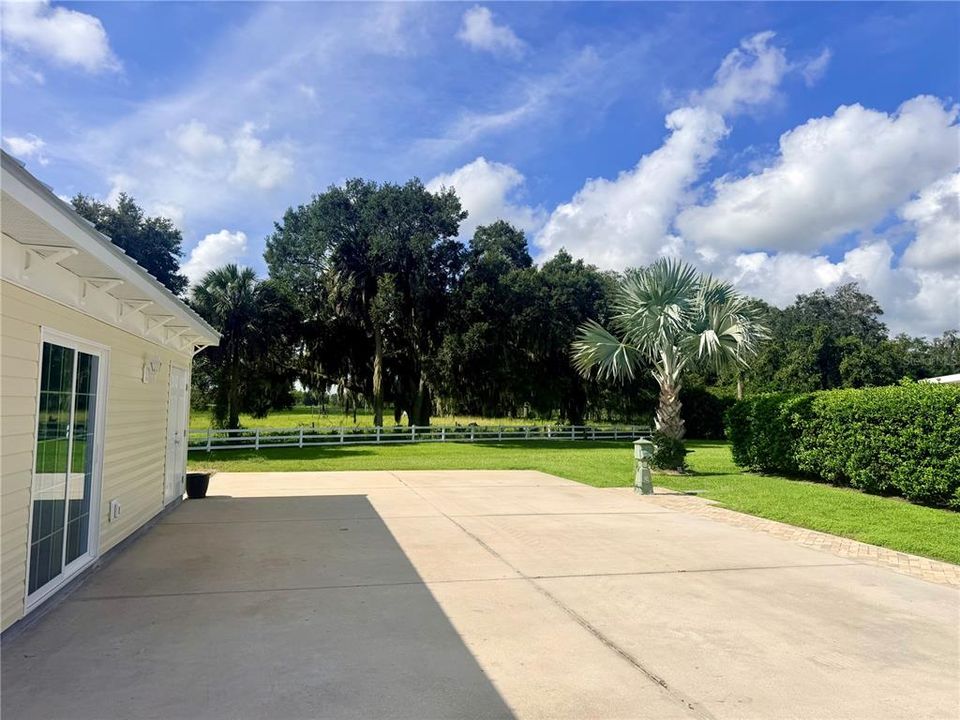 На продажу: $159,900 (0.15 acres)
