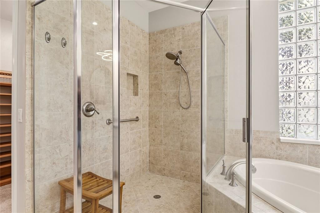 En Venta: $549,000 (3 camas, 2 baños, 2014 Pies cuadrados)