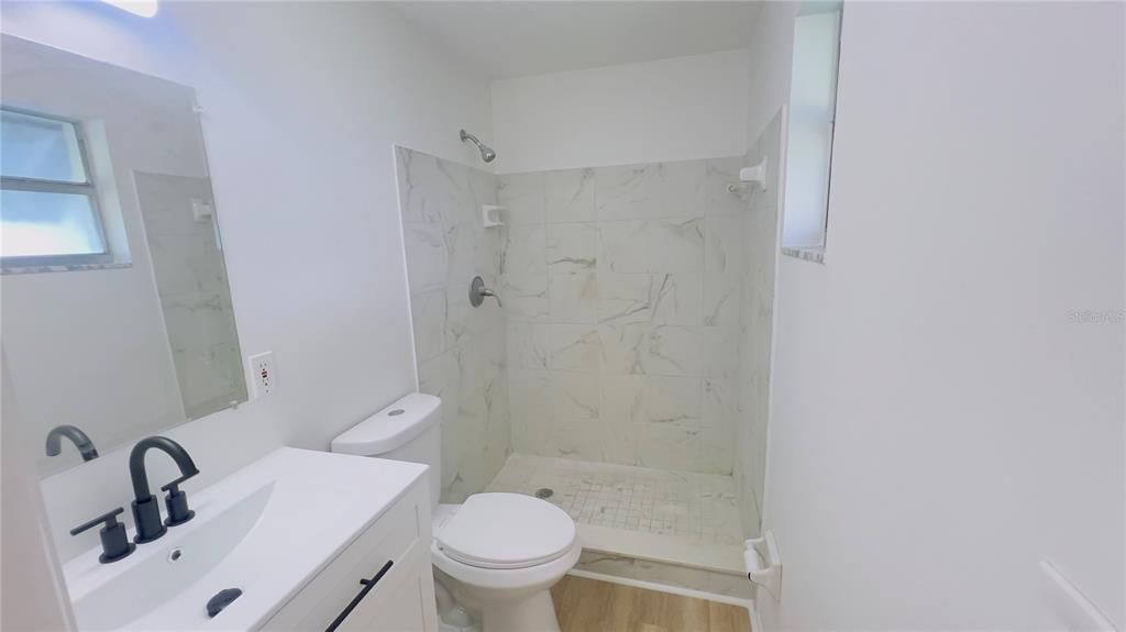 For Rent: $2,700 (3 beds, 2 baths, 1097 Square Feet)