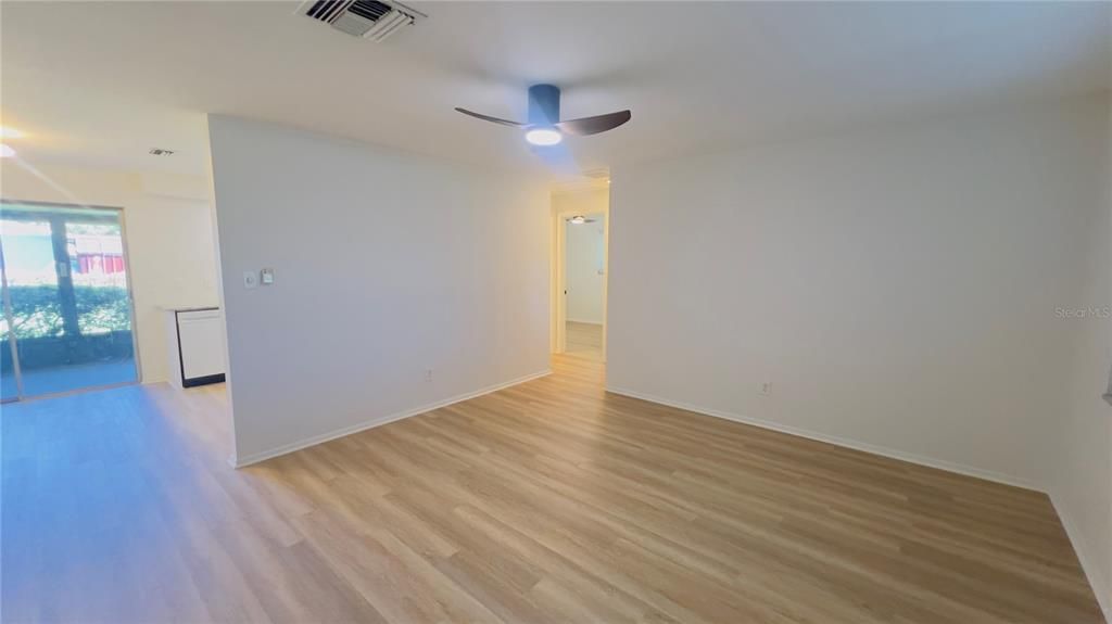 For Rent: $2,700 (3 beds, 2 baths, 1097 Square Feet)