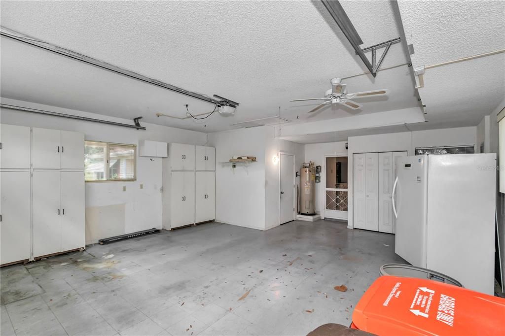 En Venta: $227,000 (3 camas, 2 baños, 2073 Pies cuadrados)
