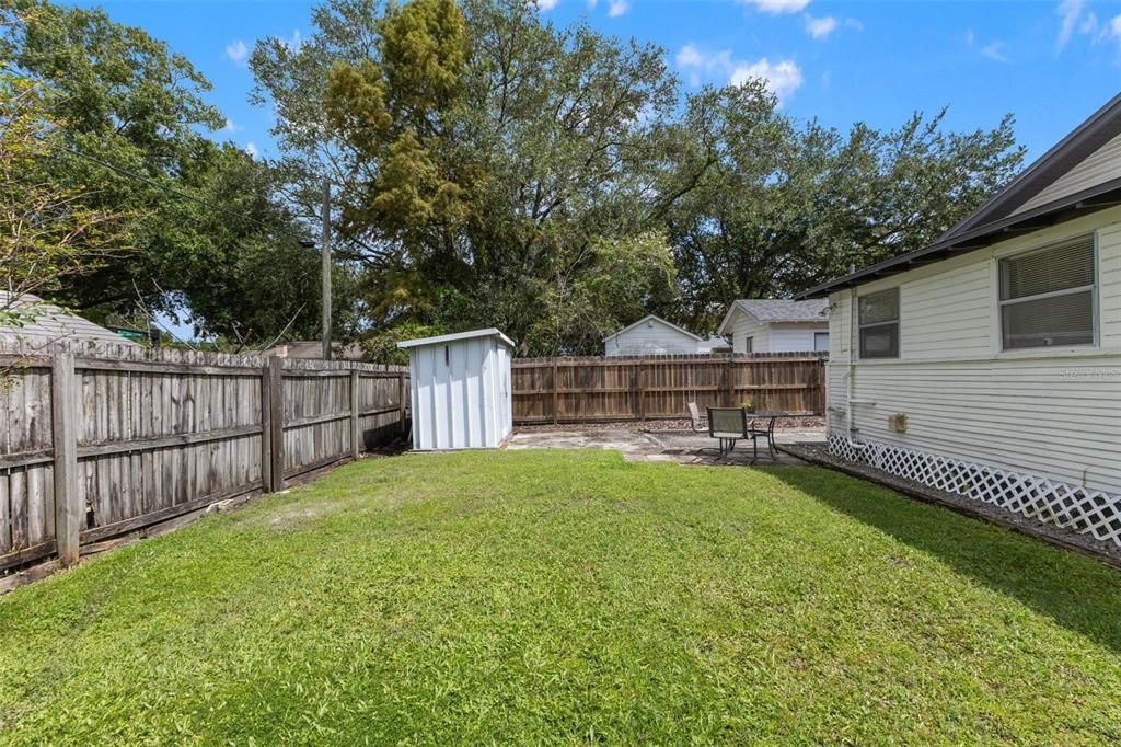 For Sale: $425,000 (2 beds, 2 baths, 1128 Square Feet)
