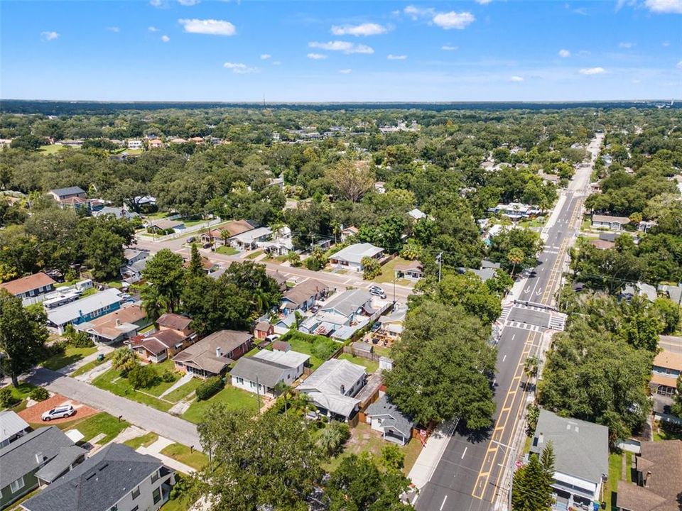 For Sale: $425,000 (2 beds, 2 baths, 1128 Square Feet)