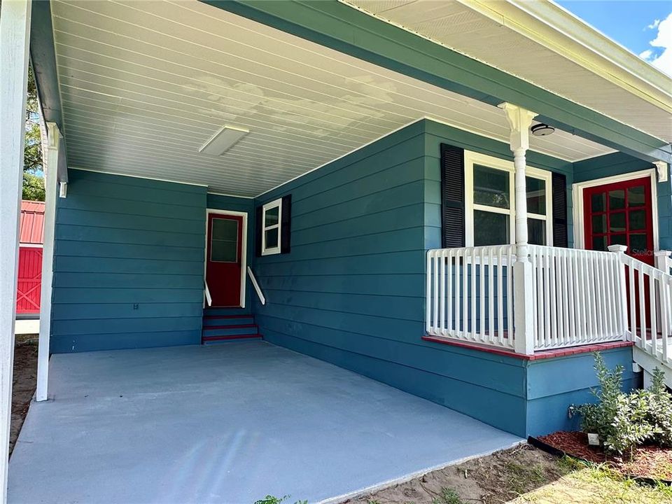 For Sale: $219,000 (3 beds, 2 baths, 1052 Square Feet)