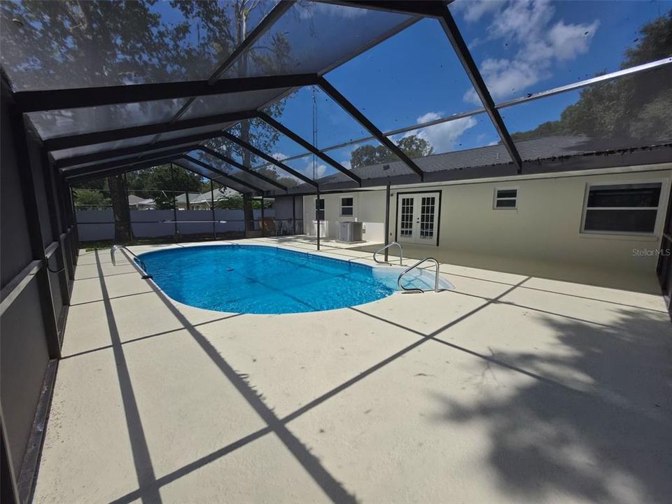 For Sale: $249,990 (3 beds, 2 baths, 1248 Square Feet)