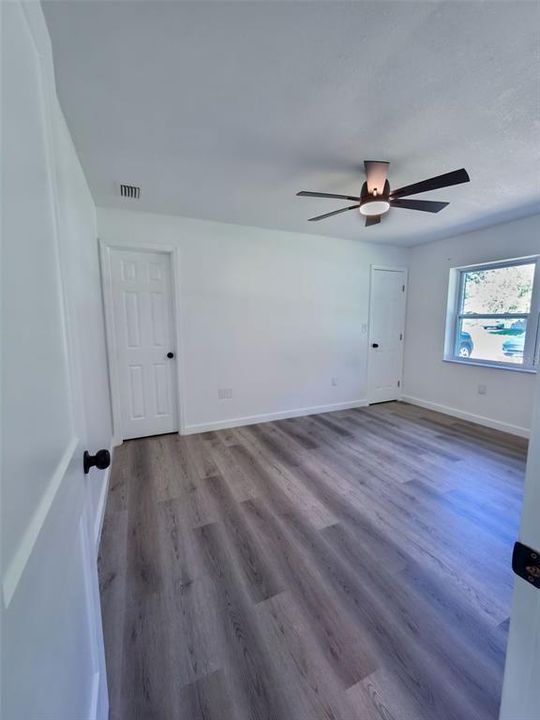 For Sale: $249,990 (3 beds, 2 baths, 1248 Square Feet)