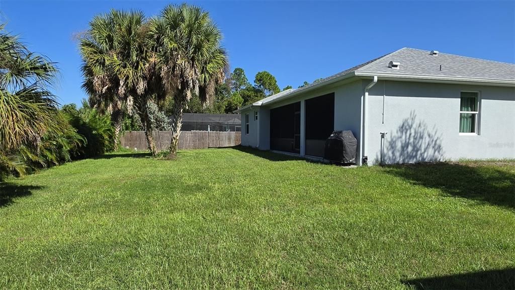 For Sale: $595,000 (3 beds, 2 baths, 1900 Square Feet)