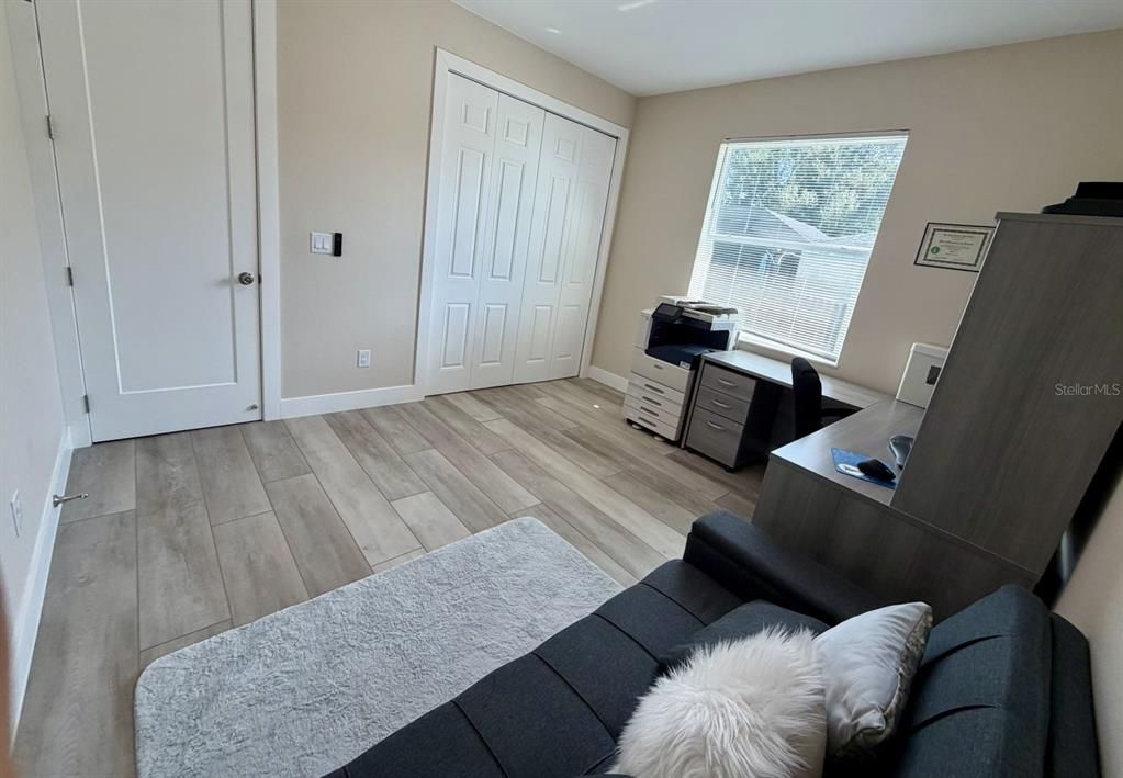 For Sale: $595,000 (3 beds, 2 baths, 1900 Square Feet)